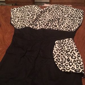 Vivien of Holloway Jezebel Dress. B&W Leopard, 16.